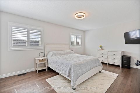 Photo 22 at 1392 Glaspell Crescent, Pinecrest, Oshawa