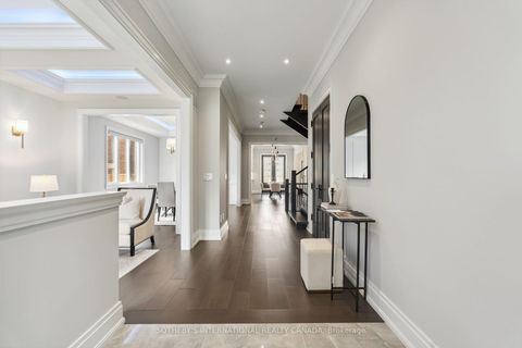 Photo 2 at 222 Connaught Avenue, Newtonbrook West, Toronto