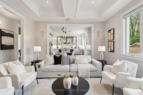 Photo 15 at 222 Connaught Avenue, Newtonbrook West, Toronto