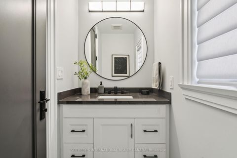 Photo 16 at 222 Connaught Avenue, Newtonbrook West, Toronto