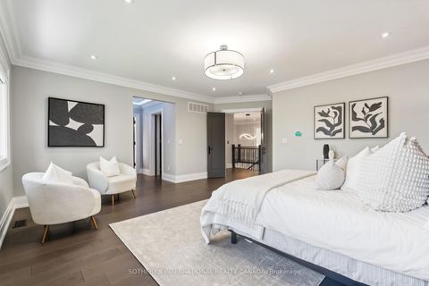 Photo 19 at 222 Connaught Avenue, Newtonbrook West, Toronto