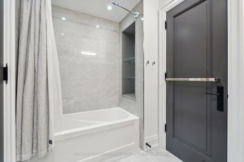 Photo 34 at 222 Connaught Avenue, Newtonbrook West, Toronto