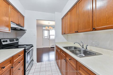 Photo 15 at 612 - 5 Frith Road, Jane Heights, Toronto