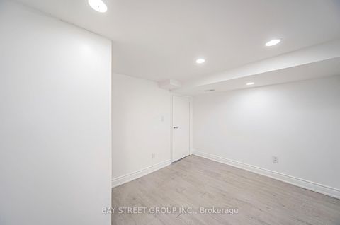 Photo 15 at 1 Datchet Road, CFB, Toronto