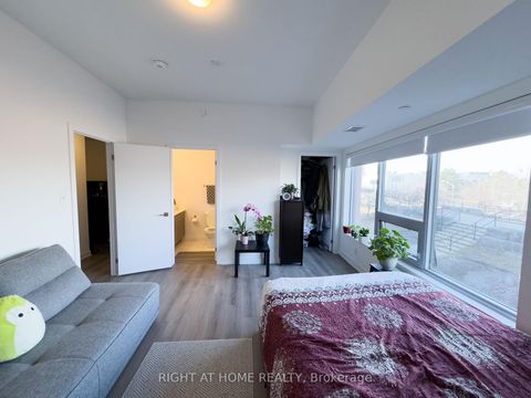 Photo 10 at 211 - 2433 Dufferin Street, Belgravia, Toronto