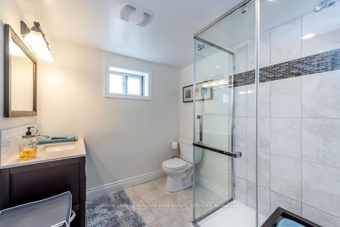 Photo 16 at 541 Sandmere Place, WO West, Oakville