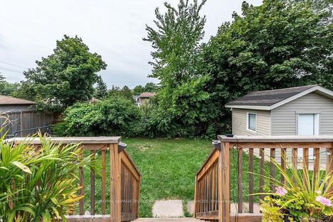 Photo 20 at 541 Sandmere Place, WO West, Oakville