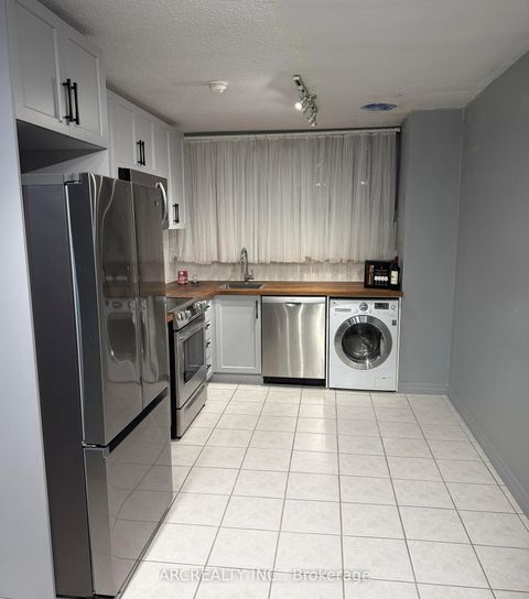 Photo 11 at 1007 - 4673 Jane Street E, CFB, Toronto