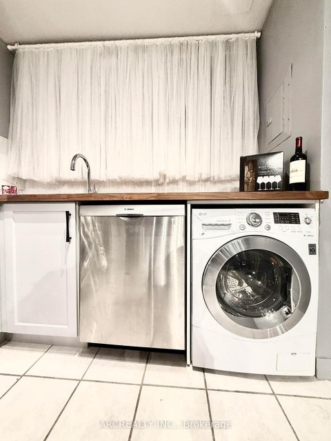 Photo 16 at 1007 - 4673 Jane Street E, CFB, Toronto