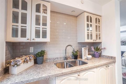 Photo 5 at 513 - 1346 Danforth Road, Eglinton East, Toronto