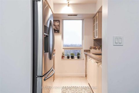 Photo 7 at 513 - 1346 Danforth Road, Eglinton East, Toronto