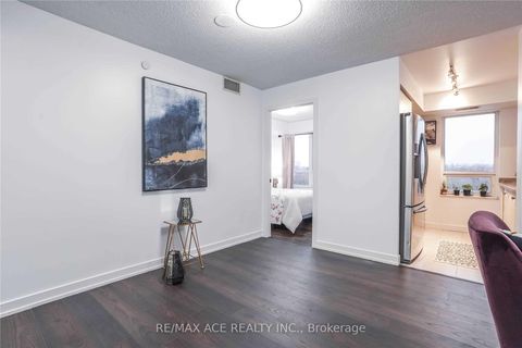 Photo 8 at 513 - 1346 Danforth Road, Eglinton East, Toronto