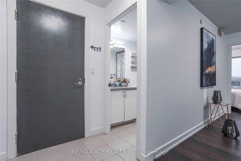 Photo 16 at 513 - 1346 Danforth Road, Eglinton East, Toronto