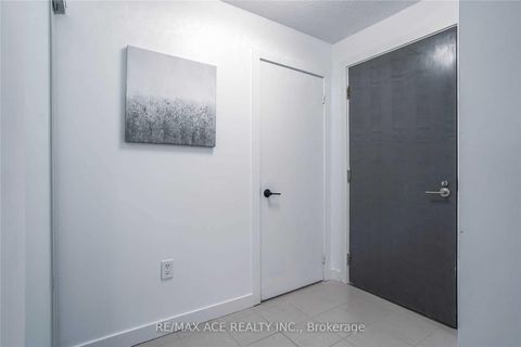 Photo 17 at 513 - 1346 Danforth Road, Eglinton East, Toronto