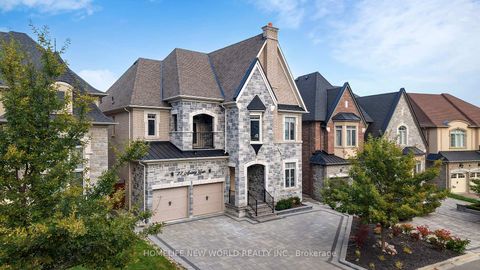 Photo 1 at 27 Apiary Gate, Maple, Vaughan