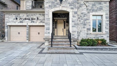 Photo 2 at 27 Apiary Gate, Maple, Vaughan