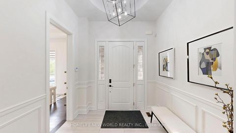 Photo 4 at 27 Apiary Gate, Maple, Vaughan