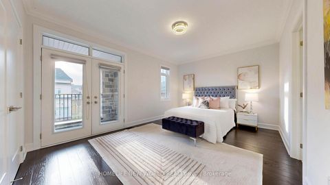 Photo 37 at 27 Apiary Gate, Maple, Vaughan