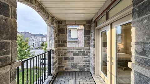 Photo 41 at 27 Apiary Gate, Maple, Vaughan