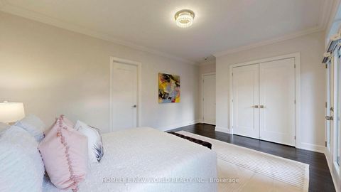 Photo 42 at 27 Apiary Gate, Maple, Vaughan
