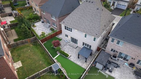Photo 45 at 27 Apiary Gate, Maple, Vaughan