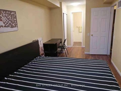 Photo 5 at 87 - 760 Lawrence Avenue W, Glen Park, Toronto