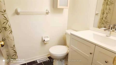 Photo 7 at 87 - 760 Lawrence Avenue W, Glen Park, Toronto