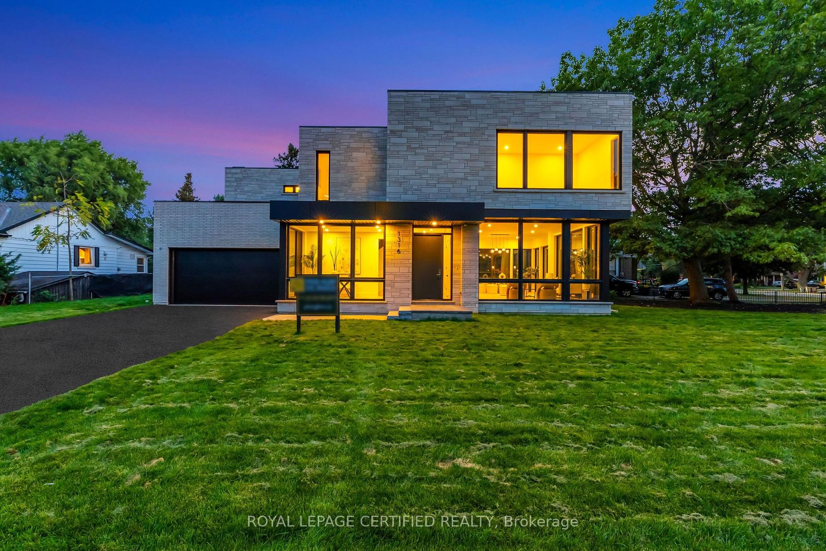 1316 Mineola Gardens, Mineola, Mississauga 