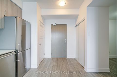 Photo 3 at 321 - 7 Kenaston Garden, Bayview Village, Toronto