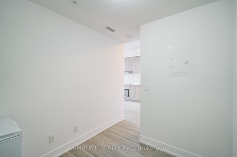 Photo 6 at 321 - 7 Kenaston Garden, Bayview Village, Toronto