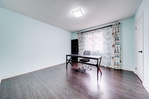 Photo 15 at 106 White Beach Crescent, Patterson, Vaughan