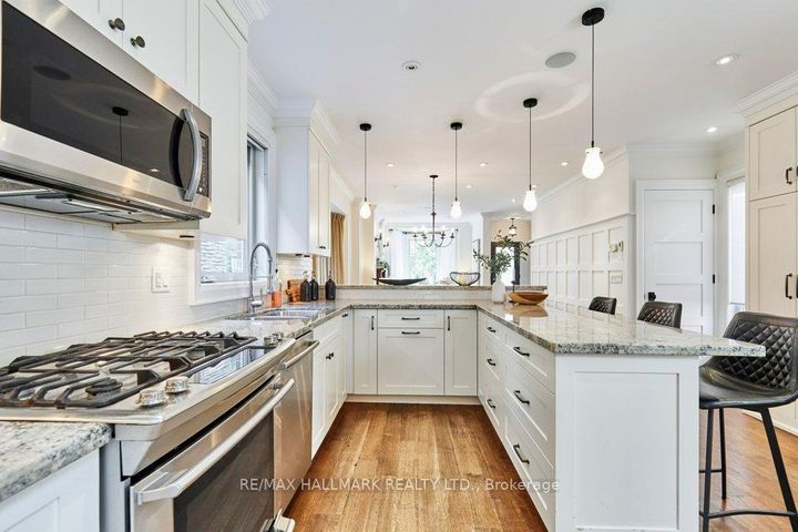 Photo 8 at 645 Balliol Street, Mount Pleasant East, Toronto
