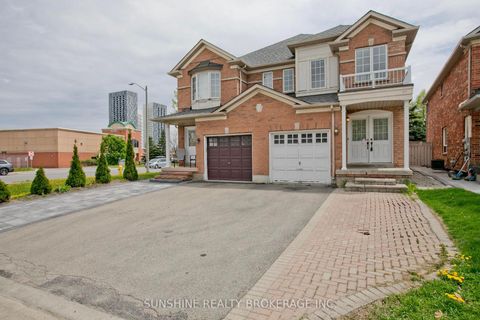 Photo 4 at 3 Camino Drive, Vellore Village, Vaughan