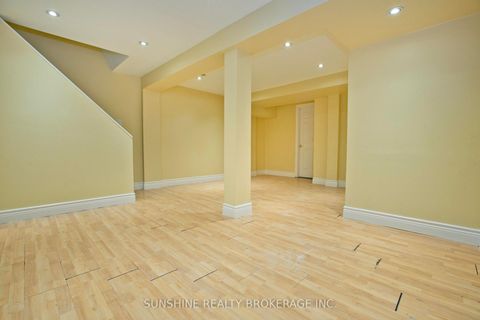 Photo 23 at 3 Camino Drive, Vellore Village, Vaughan
