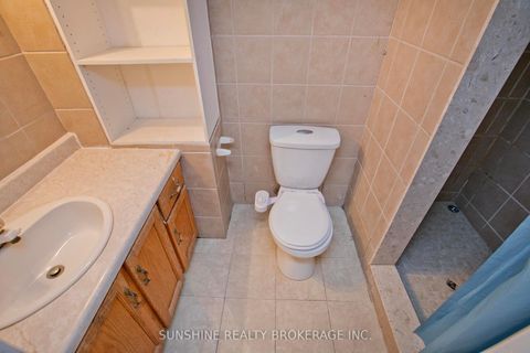 Photo 26 at 3 Camino Drive, Vellore Village, Vaughan