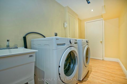 Photo 27 at 3 Camino Drive, Vellore Village, Vaughan