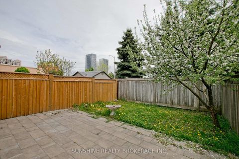 Photo 28 at 3 Camino Drive, Vellore Village, Vaughan