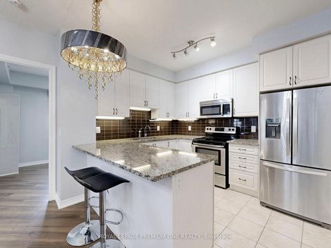 Photo 8 at 1202 - 9255 Jane Street, Maple, Vaughan