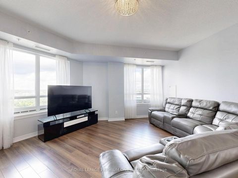 Photo 11 at 1202 - 9255 Jane Street, Maple, Vaughan