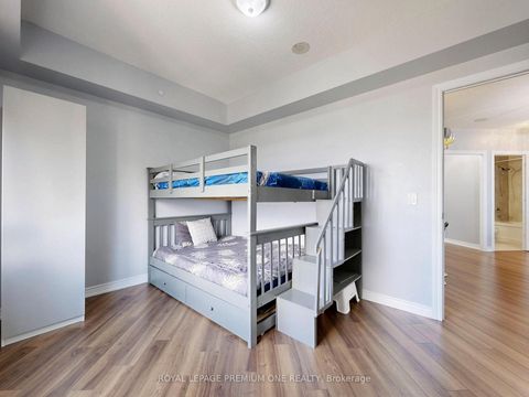 Photo 18 at 1202 - 9255 Jane Street, Maple, Vaughan