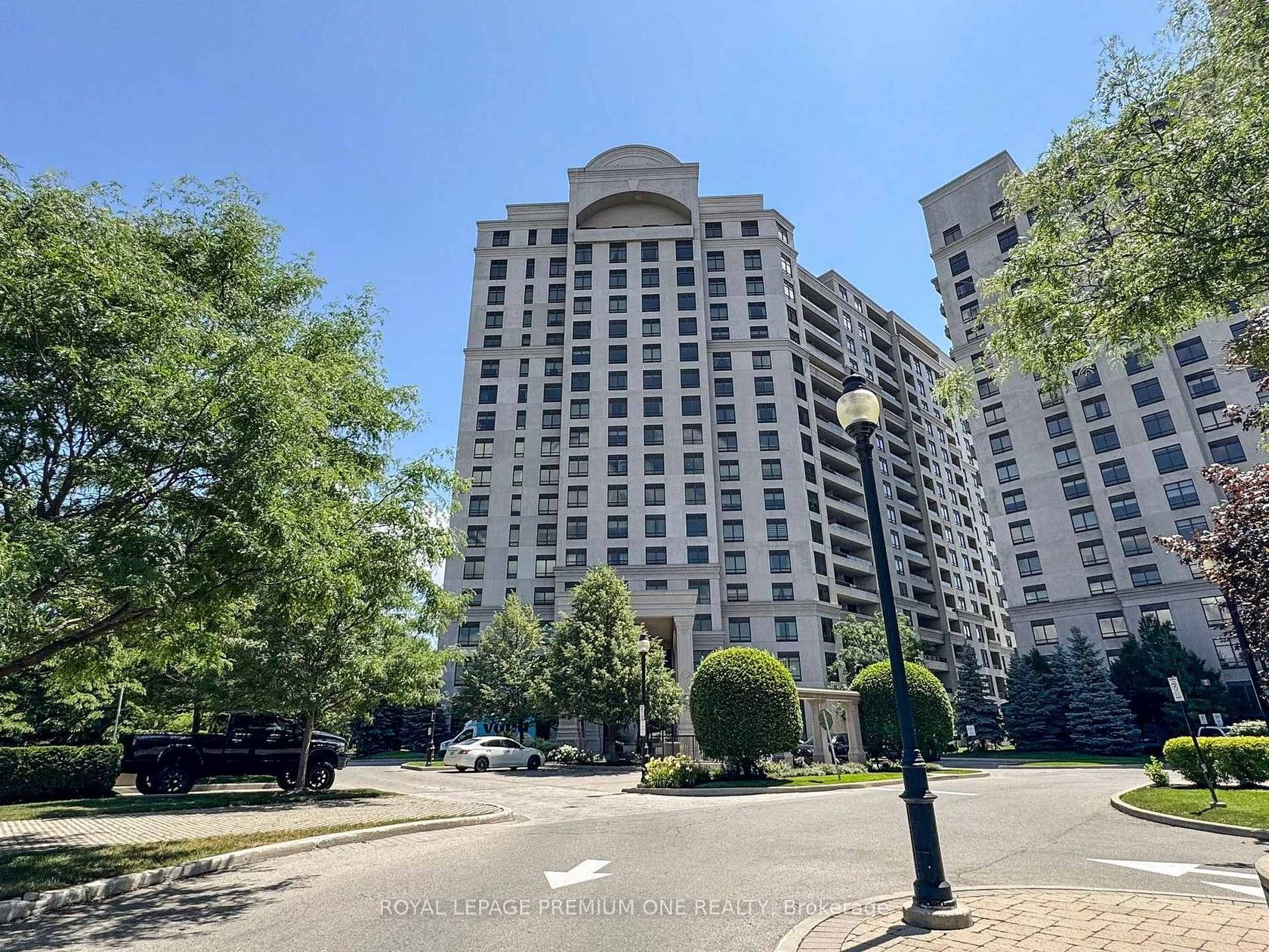 1202 - 9255 Jane Street, Maple, Vaughan 