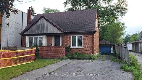Photo 1 at 6 Vonda Avenue, Willowdale East, Toronto