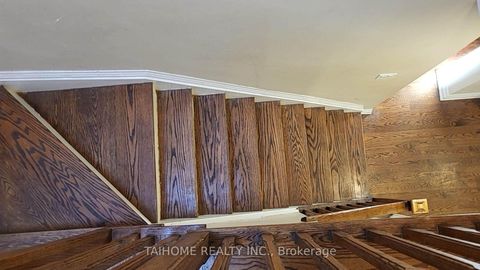 Photo 9 at 6 Vonda Avenue, Willowdale East, Toronto