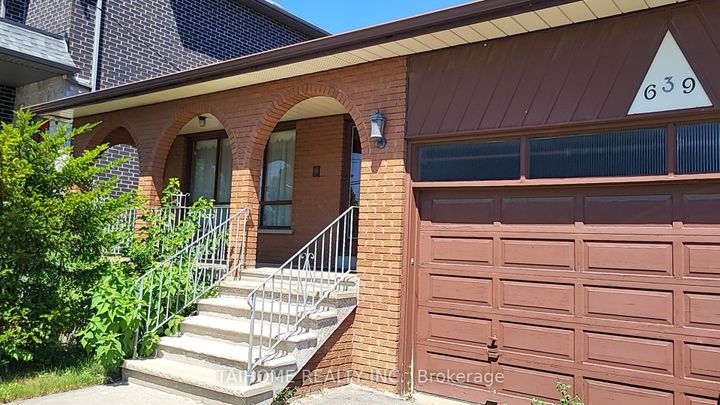 Photo 3 at 639 Royal York Road, Queensway, Toronto