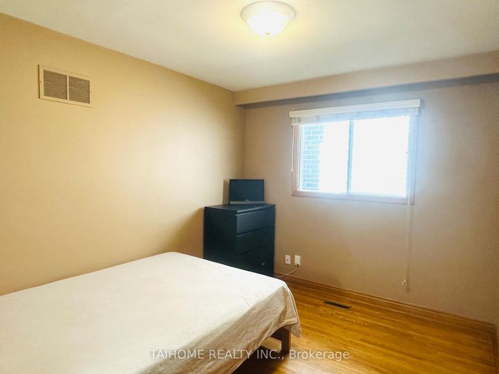 Photo 17 at 639 Royal York Road, Queensway, Toronto
