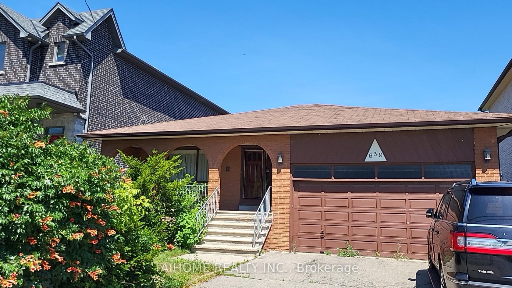 639 Royal York Road, Queensway, Toronto 2