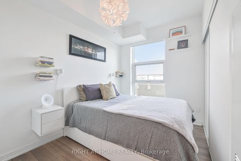 Photo 14 at 720 - 1787 St Clair Avenue, Pellam Park, Toronto