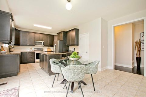 Photo 10 at 1015 Ralston Crescent, Wyndham, Newmarket