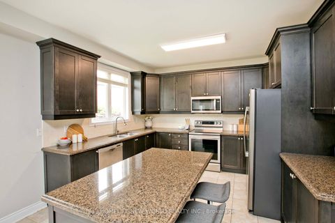 Photo 12 at 1015 Ralston Crescent, Wyndham, Newmarket