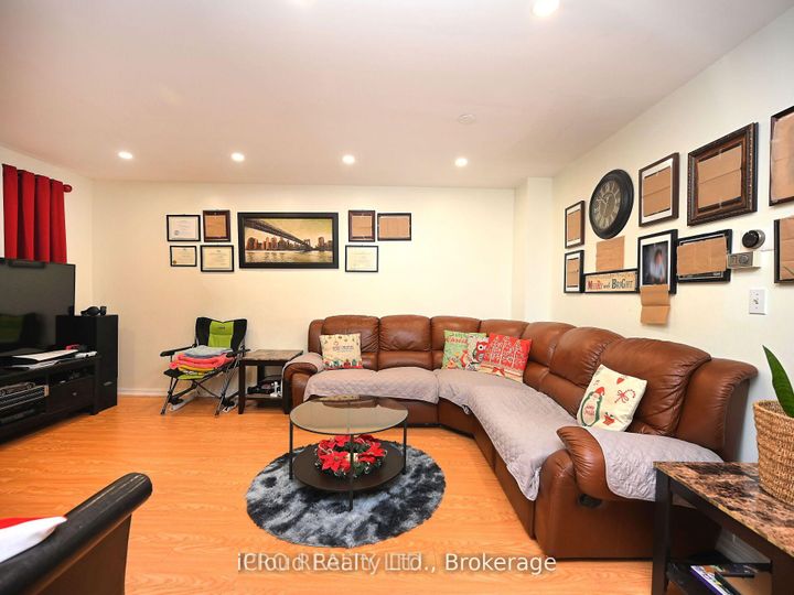 Photo 17 at 166 - 80 Acorn Place, Hurontario, Mississauga